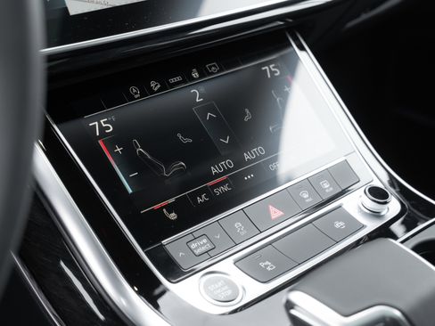 New 2026 Audi Q7 Premium image 14