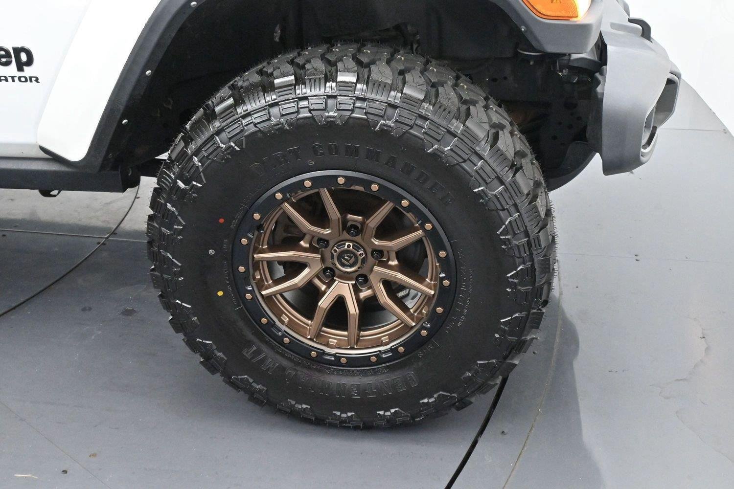 Used 2022 Jeep Gladiator Sport AWD/4WD image 29