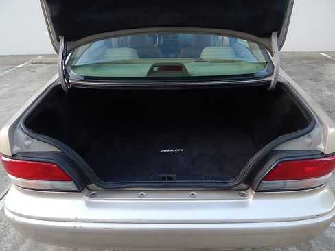 Used 1997 Toyota Avalon XL image 30