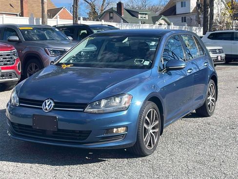 Used 2016 Volkswagen Golf SE w/ Lighting Package image 4