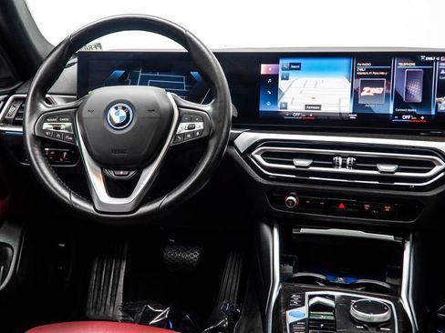 Used 2023 BMW i4 eDrive40 w/ Premium Package RWD image 19