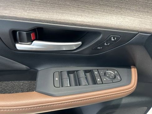 New 2026 Toyota Grand Highlander AWD image 9