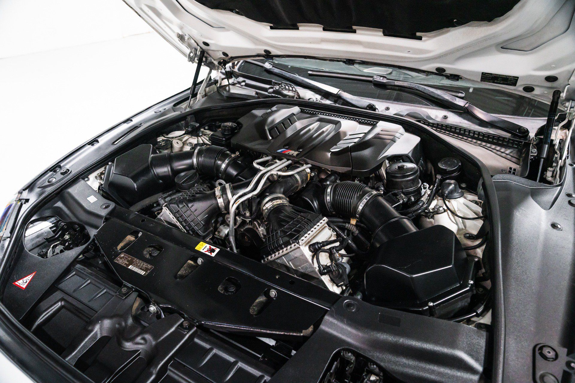 Used 2013 BMW M6 Convertible RWD image 35