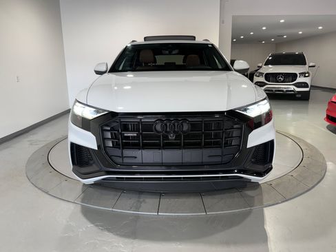 Used 2021 Audi Q8 Premium Plus w/ Premium Plus Package AWD/4WD image 5