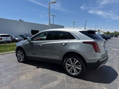 Used 2023 Cadillac XT5 Premium Luxury w/ LPO, Floor Liner Package AWD/4WD image 4