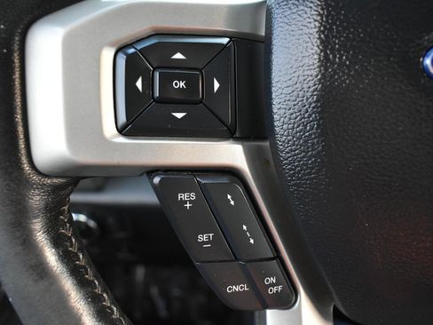 Used 2019 Ford F150 Lariat w/ Equipment Group 502A Luxury image 14