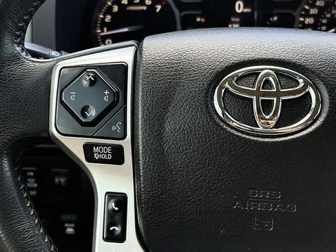 Used 2021 Toyota Tundra Limited w/ Limited Premium Package AWD/4WD image 20
