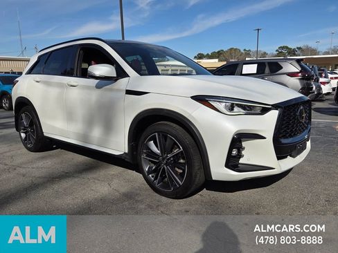 Used 2025 INFINITI QX50 Sport image 16