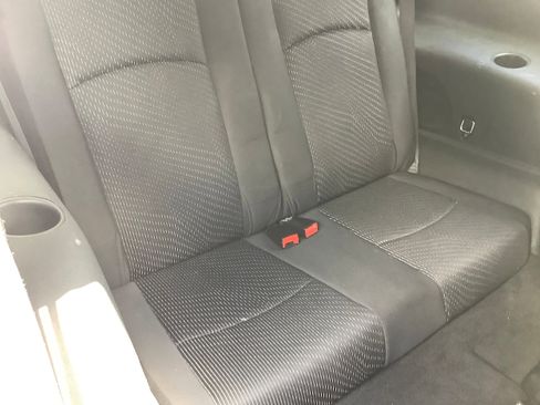 Used 2018 Dodge Journey SE w/ Connectivity Group FWD image 16