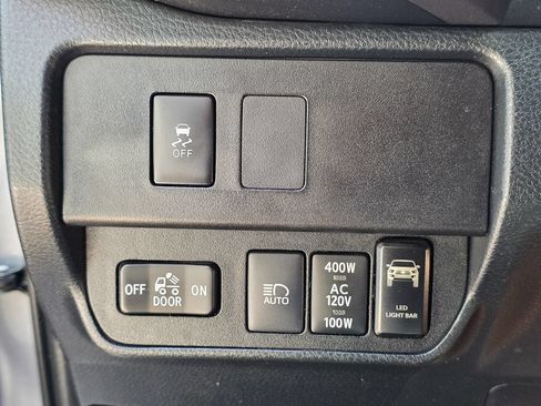 Used 2021 Toyota Tacoma TRD Off-Road w/ Technology Package AWD/4WD image 54