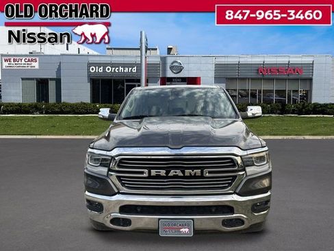 Used 2019 RAM 1500 Laramie AWD/4WD image 2
