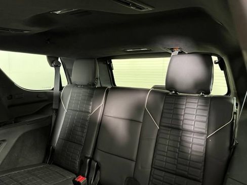 Certified 2024 Cadillac Escalade Sport Platinum w/ LPO, ONYX Package AWD/4WD image 29