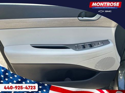 Used 2021 Hyundai Palisade SEL w/ Premium Package AWD/4WD image 9