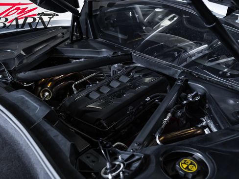 Used 2022 Chevrolet Corvette Stingray Preferred Cpe w/ Z51 Performance Package RWD image 50