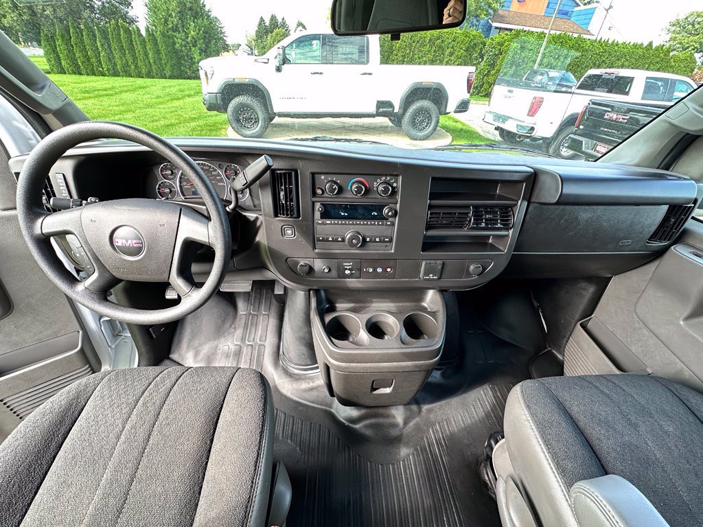 Used 2025 GMC Savana 2500 w/ Driver Convenience Package RWD image 20