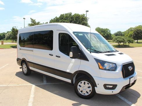 Used 2024 Ford Transit 350 XLT RWD image 6