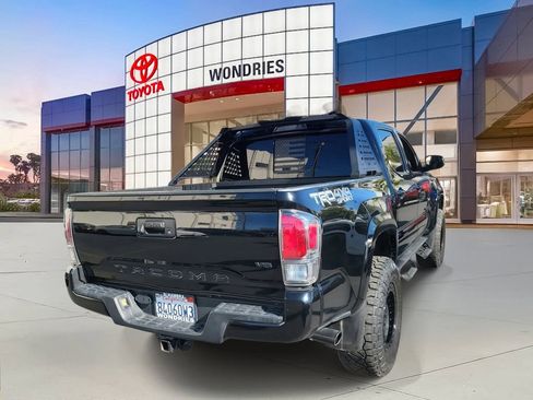 Used 2023 Toyota Tacoma TRD Off-Road image 4