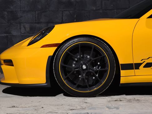 Used 2022 Porsche 911 GT3 RWD image 39