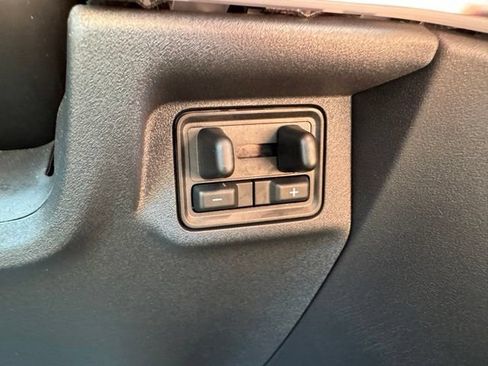 Used 2025 Ford Expedition Platinum AWD/4WD image 58