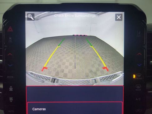 Used 2025 RAM 1500 Laramie image 27