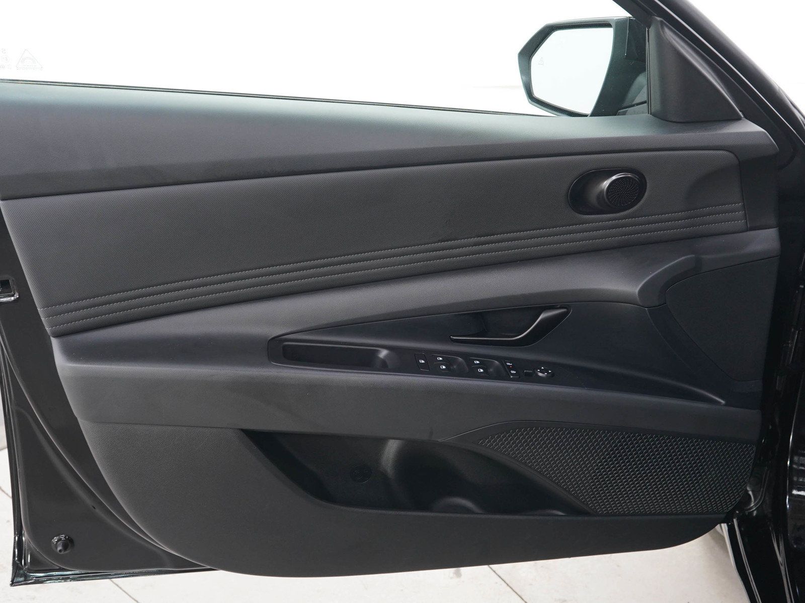 Certified 2026 Hyundai Elantra SEL FWD image 17