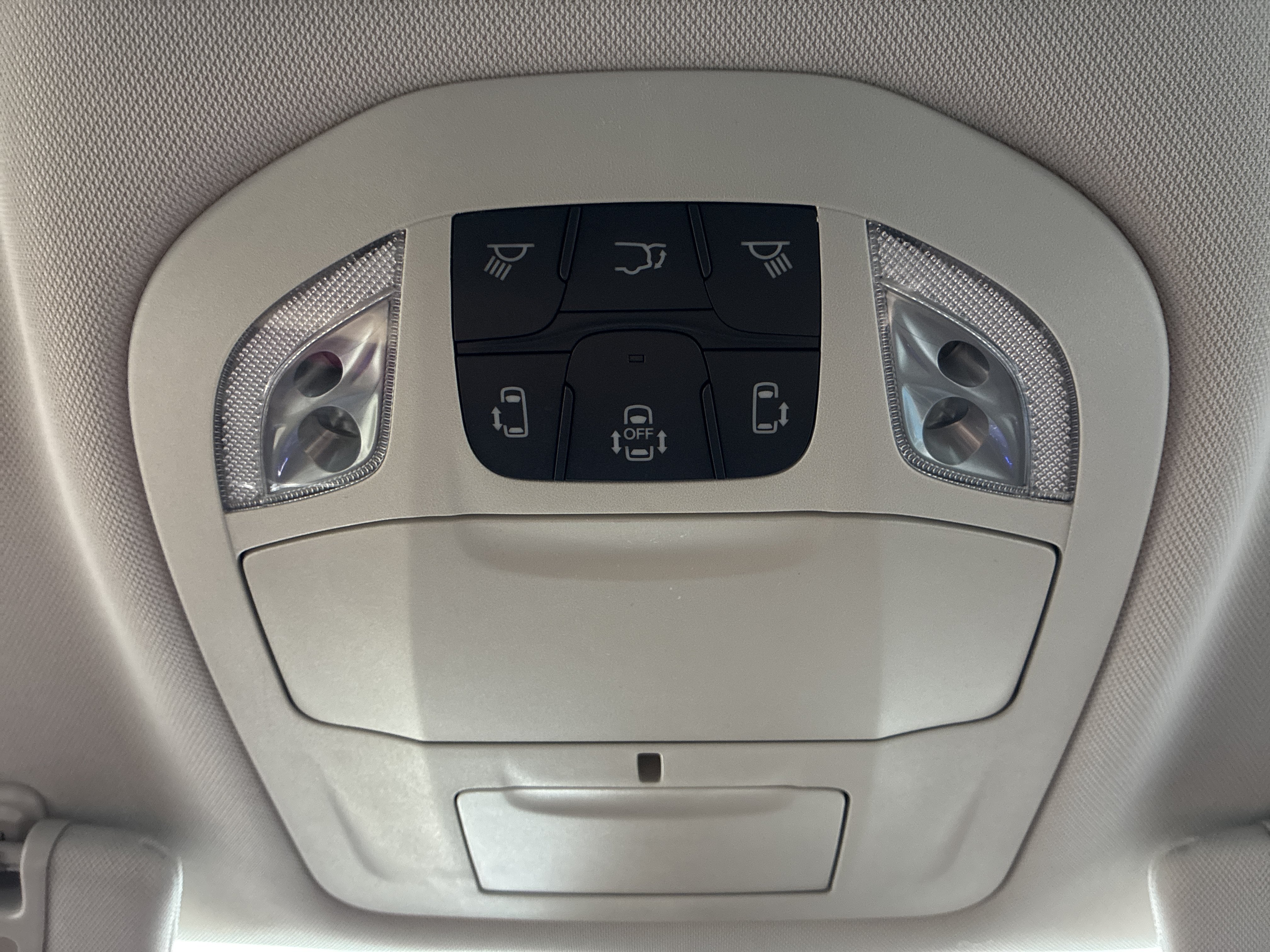 Certified 2024 Chrysler Pacifica Touring-L w/ Uconnect Theater Family Group AWD/4WD image 32