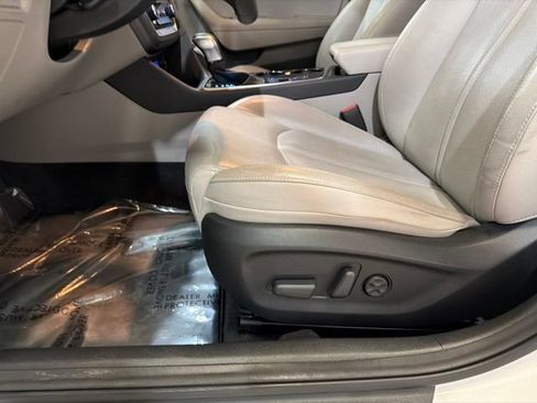 Used 2019 Hyundai Sonata Limited FWD image 11
