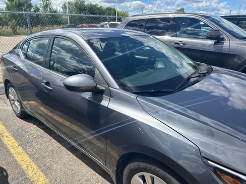 Used 2025 Nissan Sentra S FWD image 8