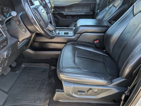 Used 2021 Ford Expedition Limited image 15