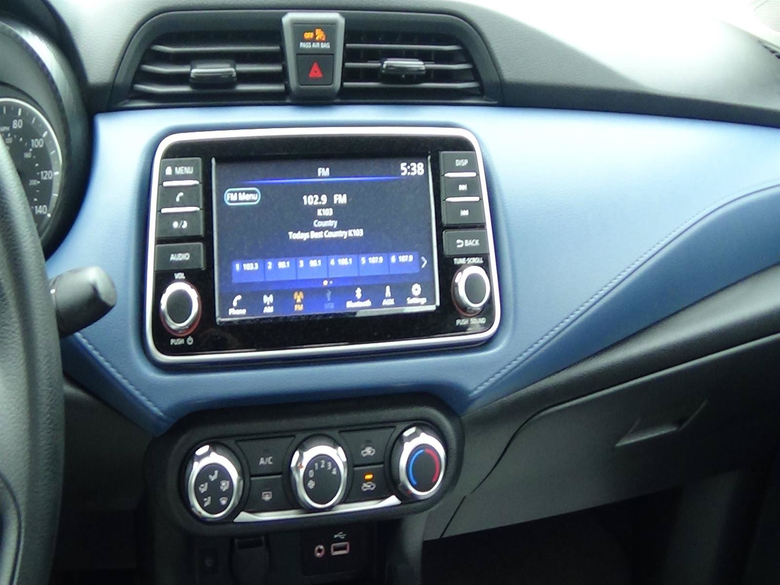 Used 2025 Nissan Versa SV FWD image 22