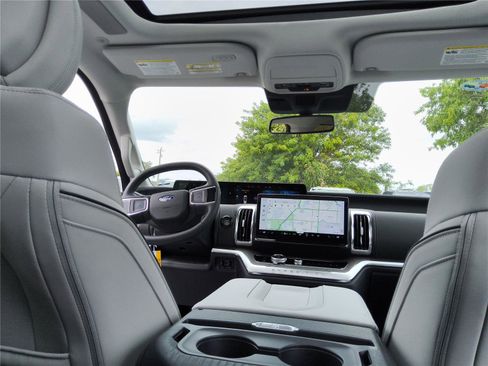 New 2026 Ford Expedition Max Platinum AWD/4WD image 25