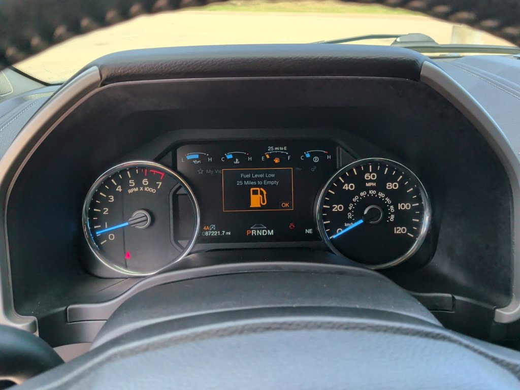 Used 2019 Ford F150 Lariat w/ Equipment Group 502A Luxury AWD/4WD image 23