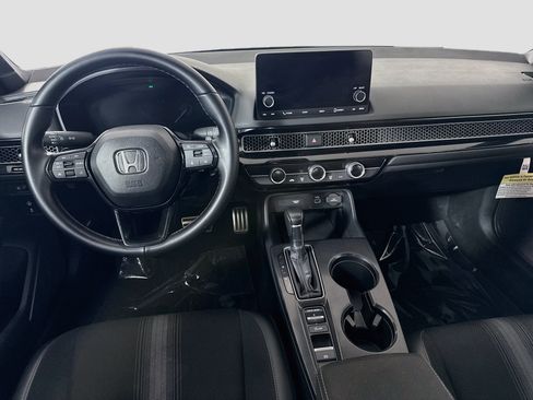 Used 2023 Honda Civic Sport image 17