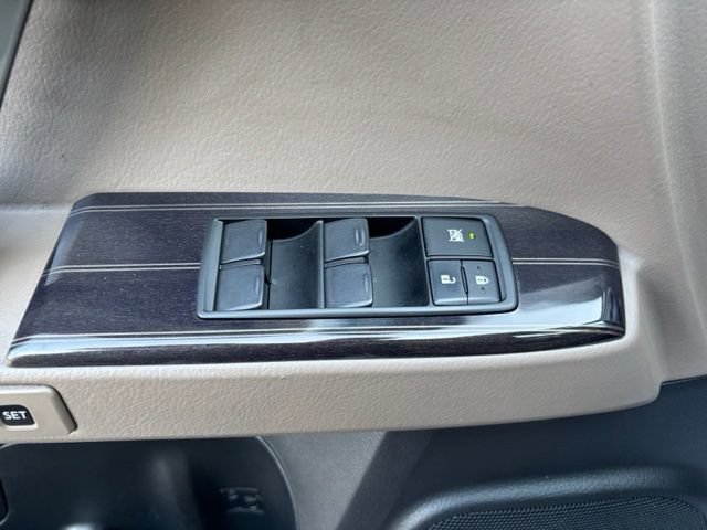 Used 2021 Lexus GX 460 Premium w/ Accessory Package AWD/4WD image 9