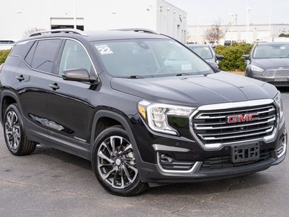 Used 2022 GMC Terrain SLT w/ Tech Package