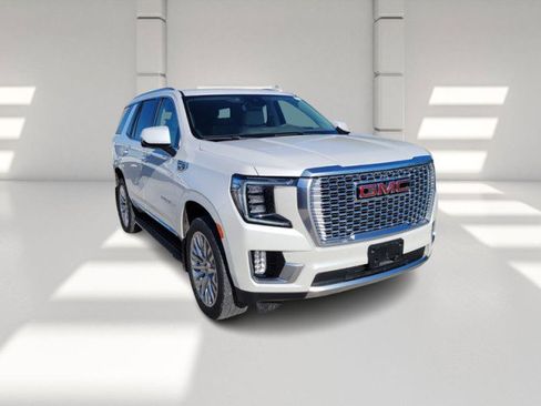 Used 2023 GMC Yukon Denali image 3