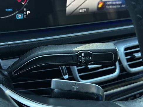 Used 2024 Mercedes-Benz GLE 350 4MATIC image 16