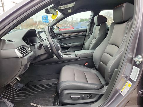 Used 2020 Honda Accord Sport image 12