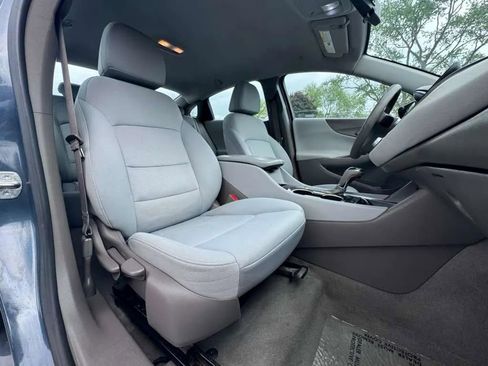 Used 2020 Chevrolet Malibu LT FWD image 11