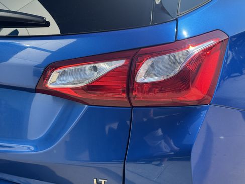 Used 2019 Chevrolet Equinox LT FWD image 5