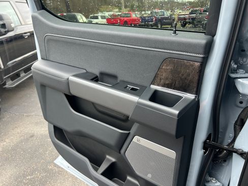 New 2026 Ford F550 4x4 Crew Cab image 24