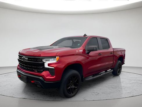 Used 2025 Chevrolet Silverado 1500 LT Trail Boss w/ Convenience Package II AWD/4WD image 1