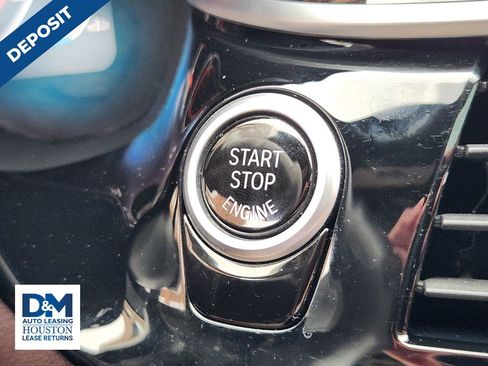 Used 2023 BMW 540i w/ M Sport Package image 27