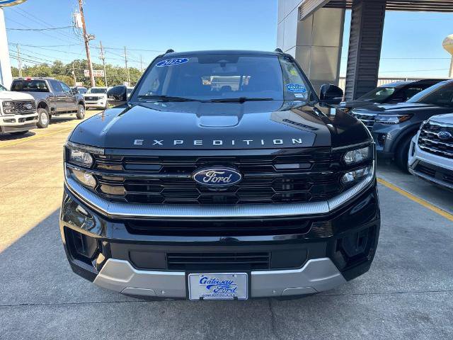 Certified 2025 Ford Expedition Max Platinum AWD/4WD image 2