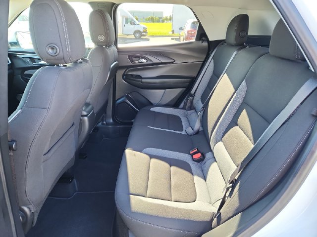 Used 2025 Chevrolet TrailBlazer LT AWD/4WD image 26