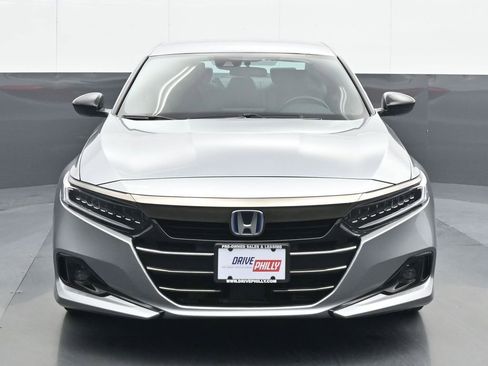 Used 2022 Honda Accord Sport image 1