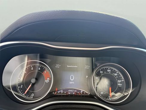 Used 2019 Jeep Cherokee Limited AWD/4WD image 17