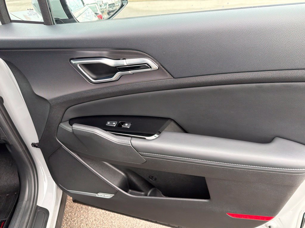 Used 2023 Kia Sportage SX FWD image 8
