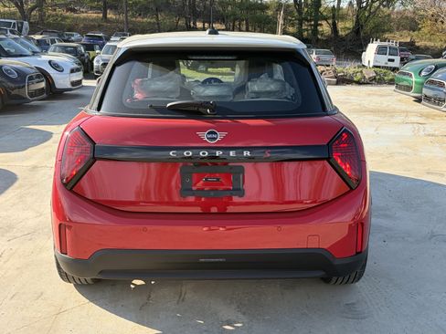 Used 2026 MINI Cooper S FWD image 6