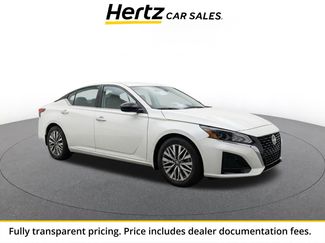 Used 2025 Nissan Altima 2.5 SV FWD video 1